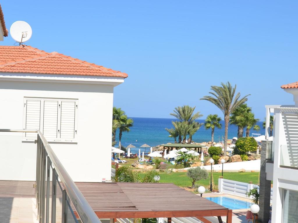 Athena Beach Villas Pernera Екстериор снимка